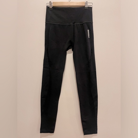 Gymshark Black Energy Seamless Leggings with Cut-out Detail size M* - Picture 1 of 9